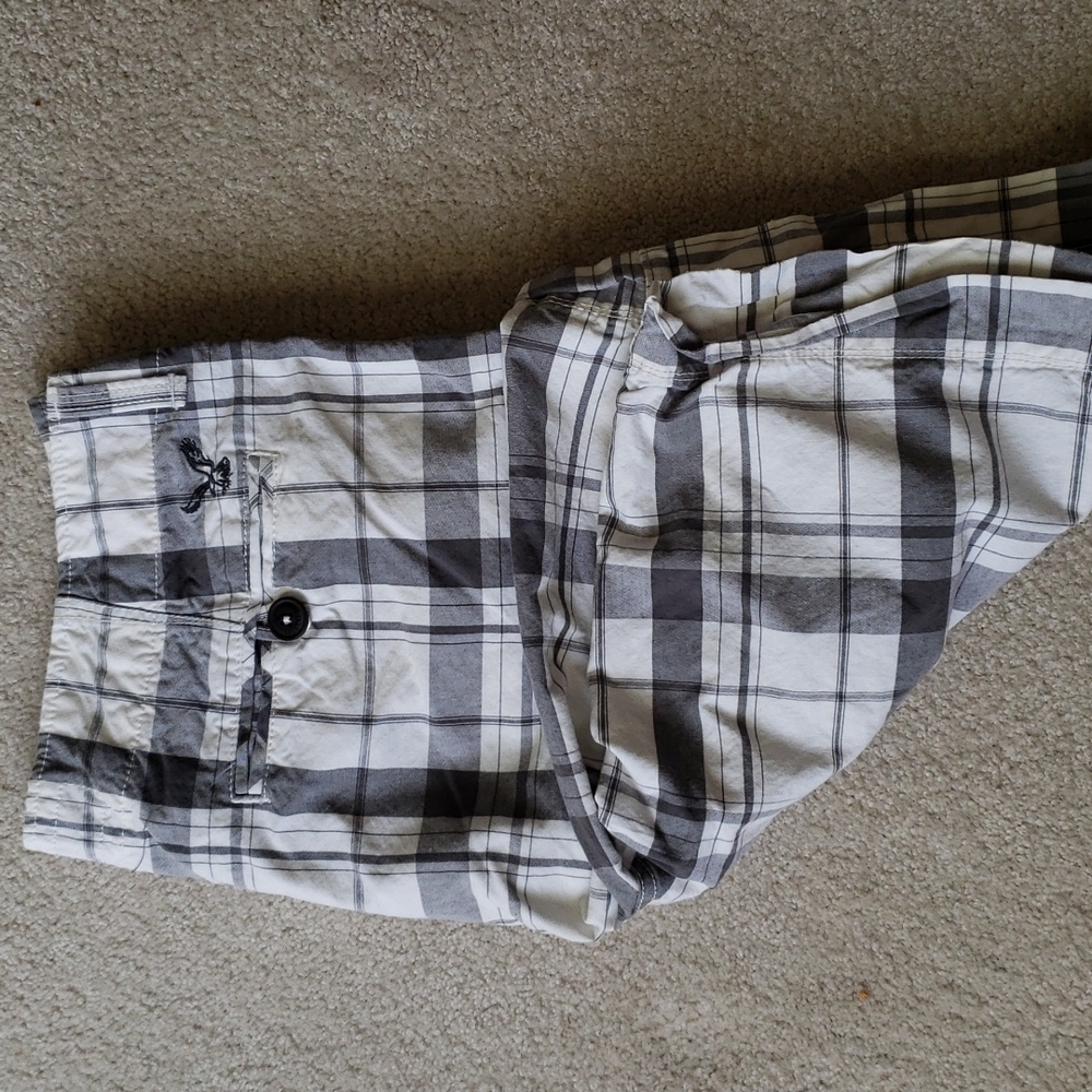 American Eagle Outfitter Grey & White Shorts